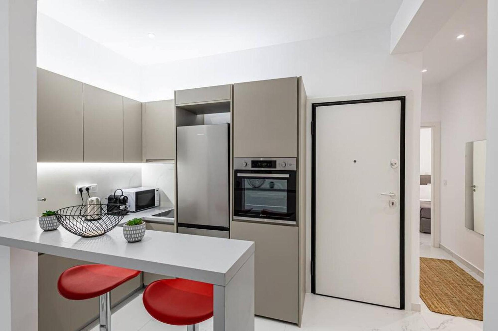 Acropolis Luxury Apartment Афины Экстерьер фото